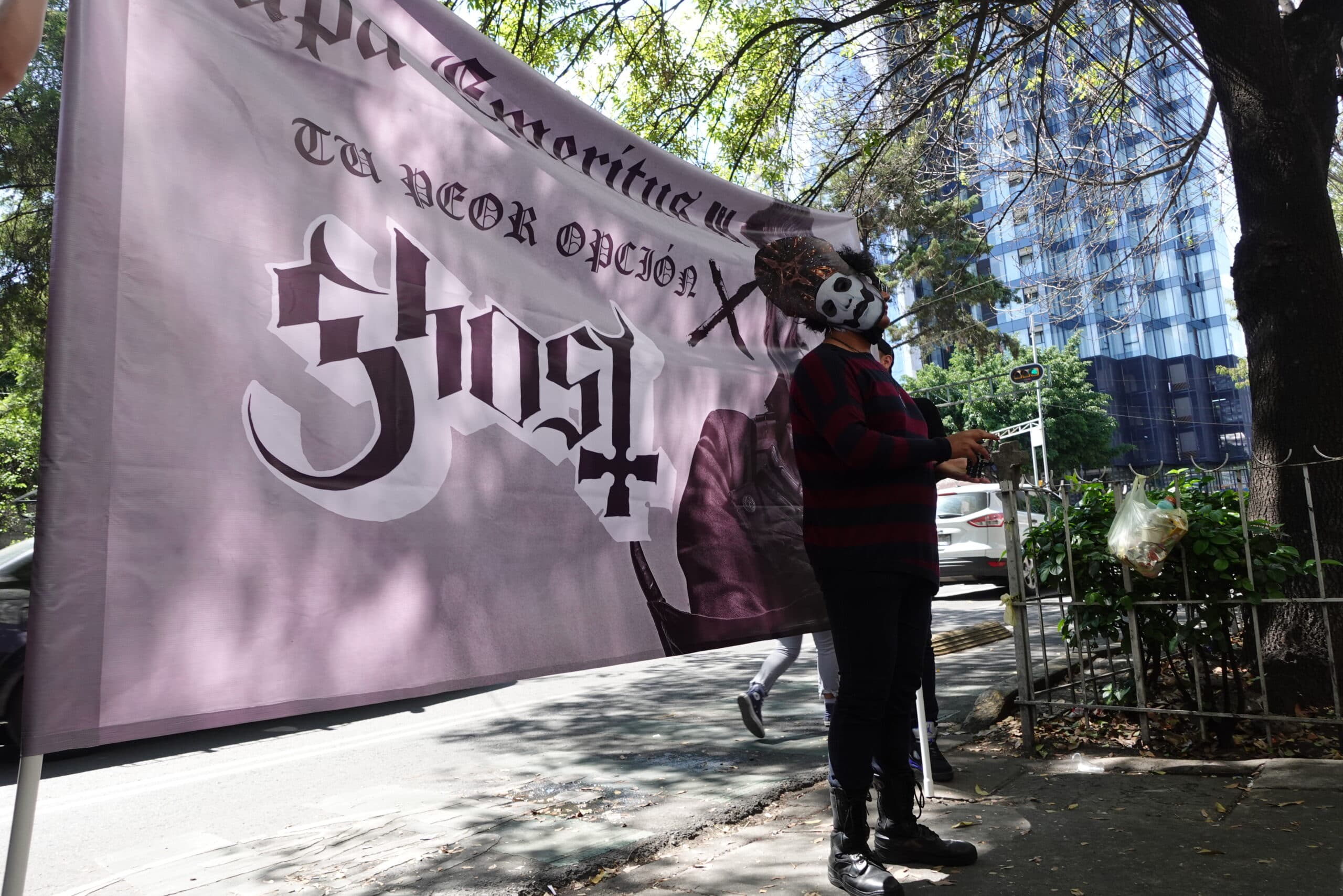 Asi se vivio el “Confesionario” de Ghost en Ciudad de México