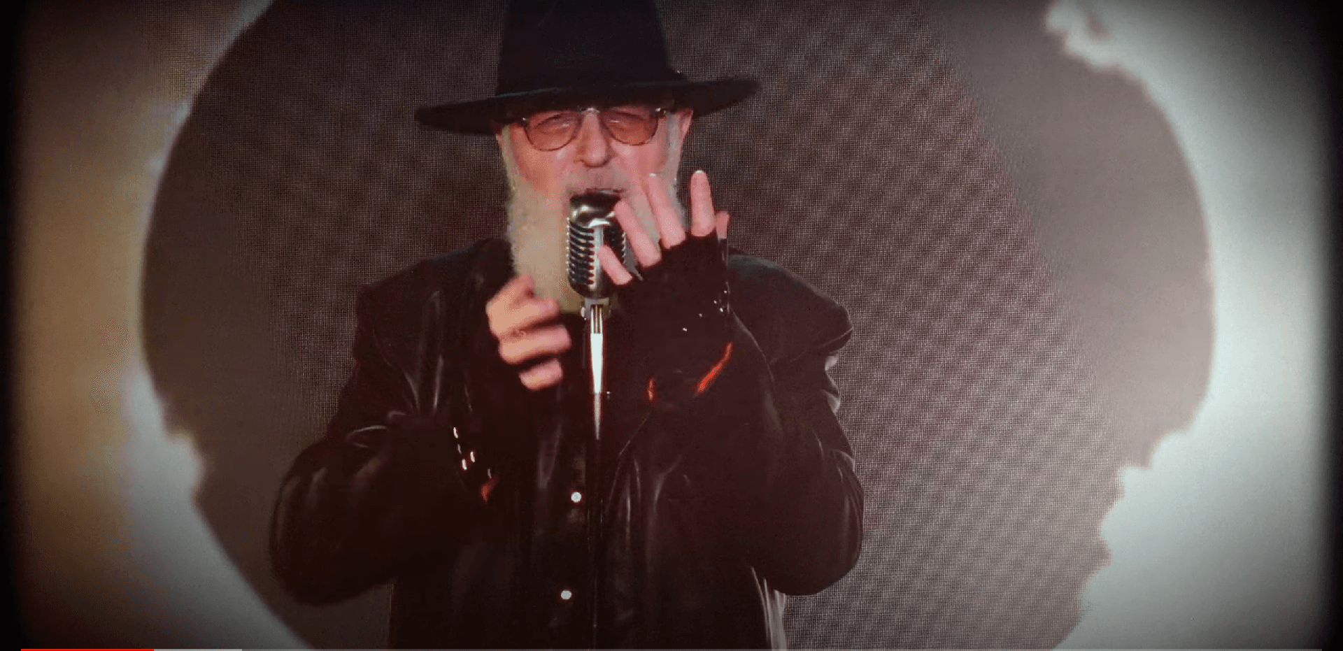 Doro Pesch y Rob Halford Reviven el Clásico ‘Total Eclipse of the Heart’