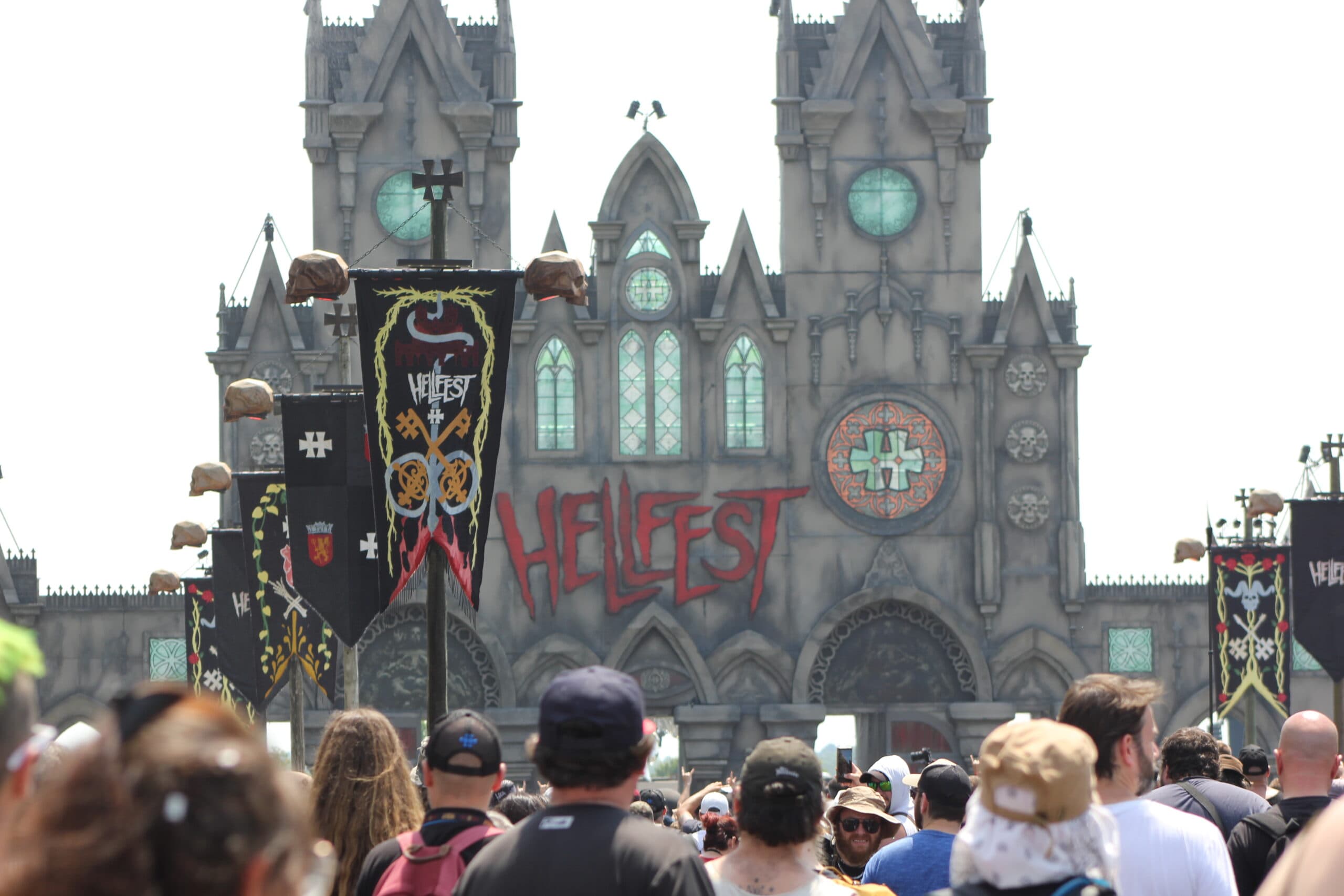 Participación Latinoamericana en el Hellfest: Un Sueño Hecho Realidad x MetalEnTuIdioma