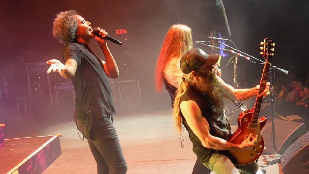 Zakk Wylde en el escenario junto a Alice In Chains en una interpretación sorpresa de ‘Would?’
