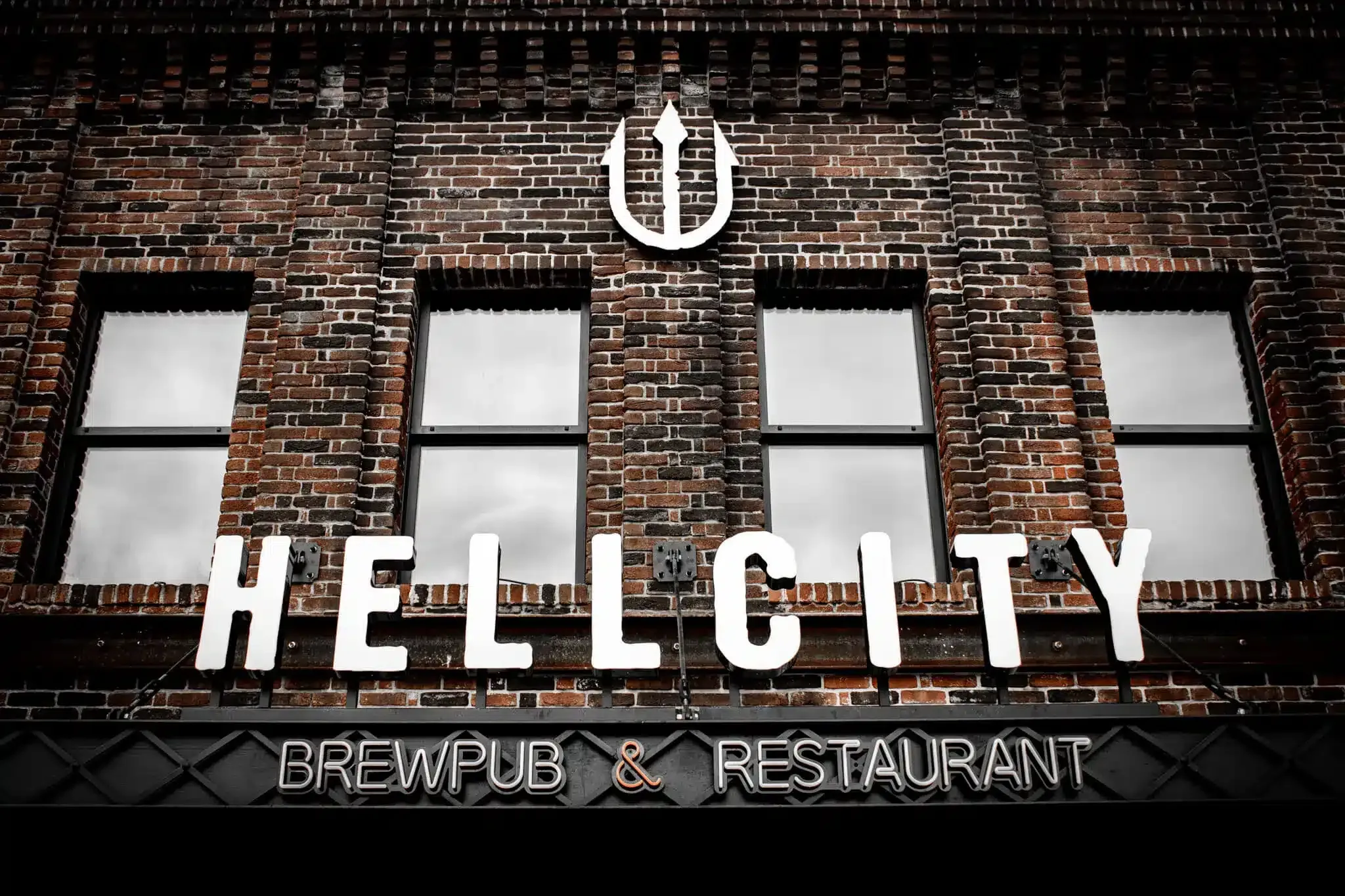 Hellfest Hellcity: el restaurante oficial que se sumó al festival en 2025