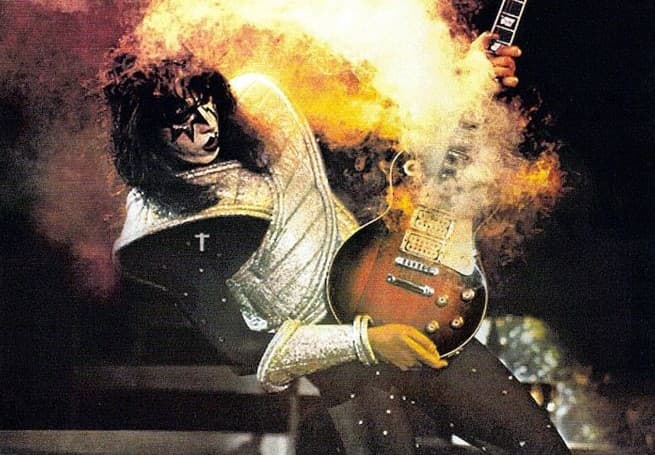 Ace Frehley, guitarrista original de Kiss, fallece a los 74 años