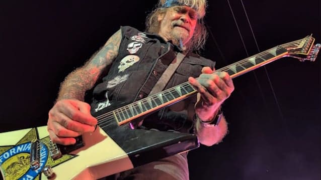 Chris Holmes Pospones Gira de Mayo 2026 por Problemas de Salud