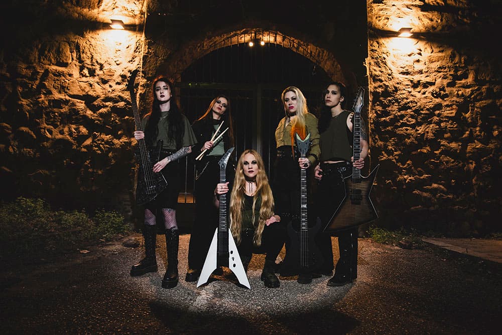 Prika Amaral de Nervosa Aborda la Representación Femenina en el Metal