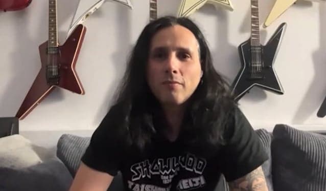 Gus G explica su decisión de no unirse a otras bandas tras Ozzy Osbourne