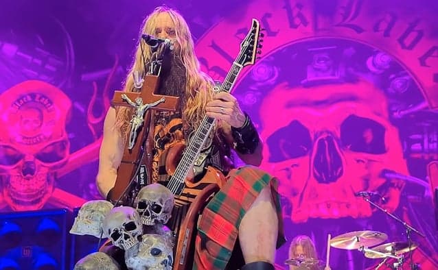 Zakk Wylde aconseja a músicos jóvenes: Dedica tu vida a la música