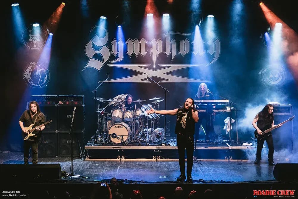 Russell Allen, la voz de Symphony X, abre su lado más personal con un tema acústico