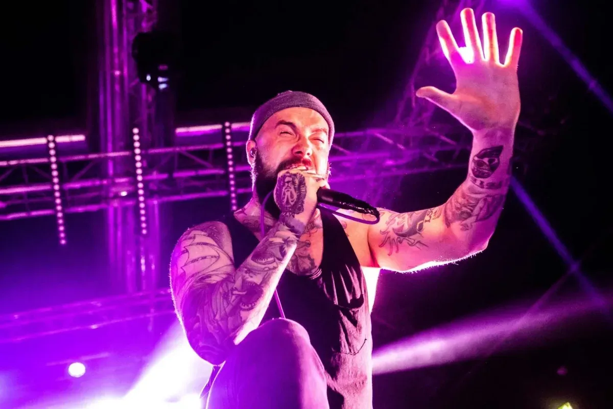 Jake Luhrs quiere a Post Malone en un tema de August Burns Red