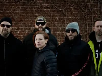 Walls of Jericho presenta 'Agency' y confirma 'System Error: Humanity'