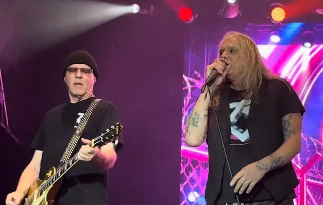 Twisted Sister con Sebastian Bach toca en The Big E de Massachusetts y Jay Jay French defiende el relevo